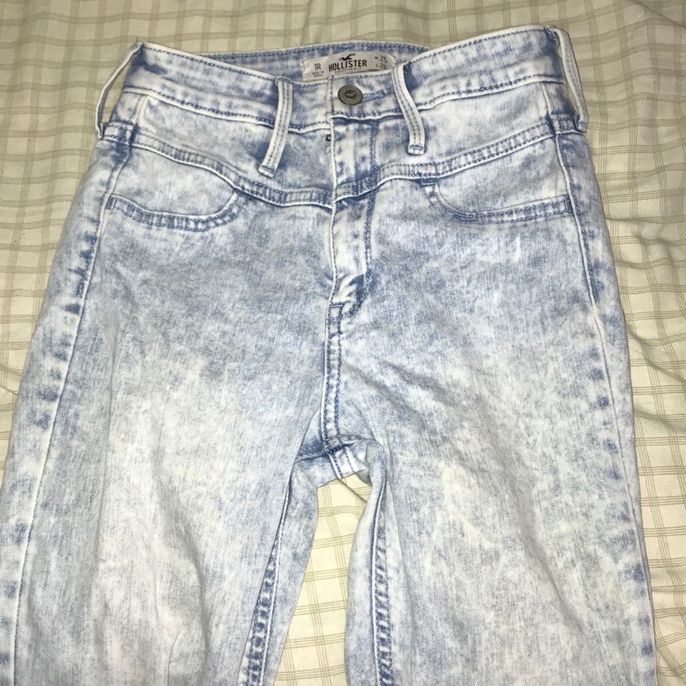 Hollister jeans